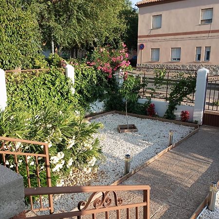 Villa Vivienda Turistica Vino Tinto Almonacid de Toledo Exterior foto